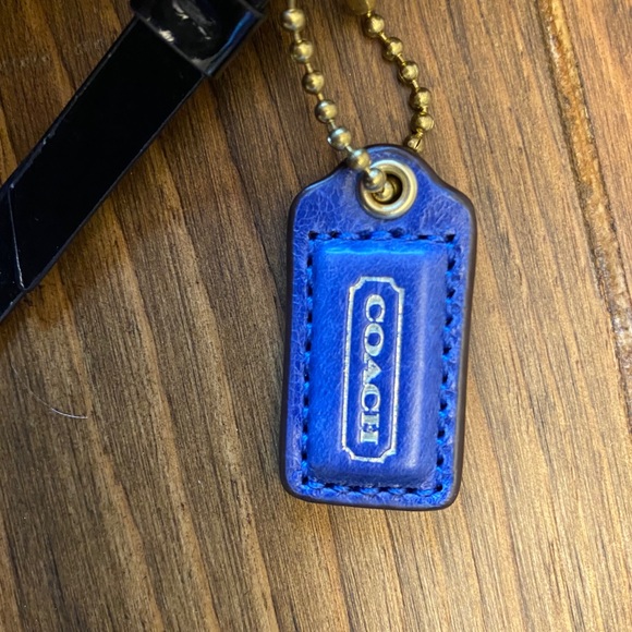 Coach tablet Case - Picture 4 of 4